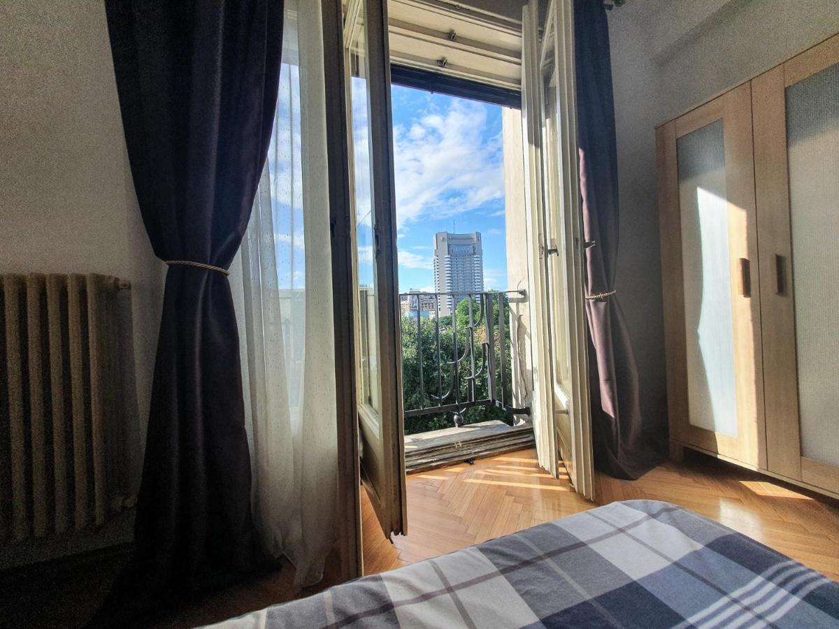 Charming Studio With City View Bucarest Extérieur photo