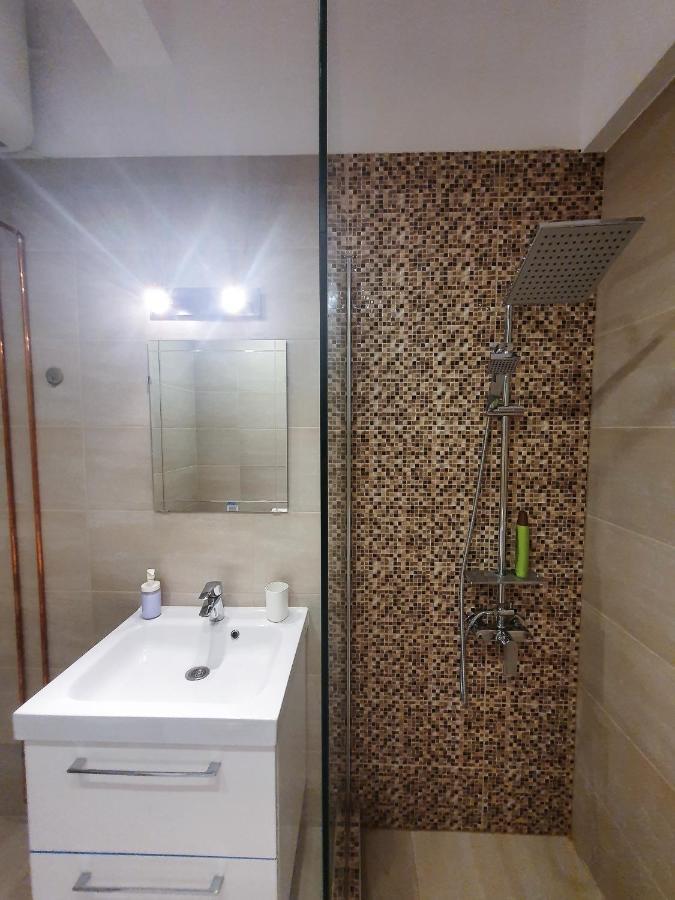 Charming Studio With City View Bucarest Extérieur photo